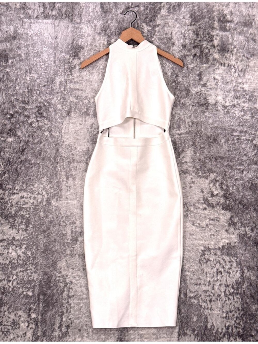 Sleeveless White Cutout Midi Dress with High Neck